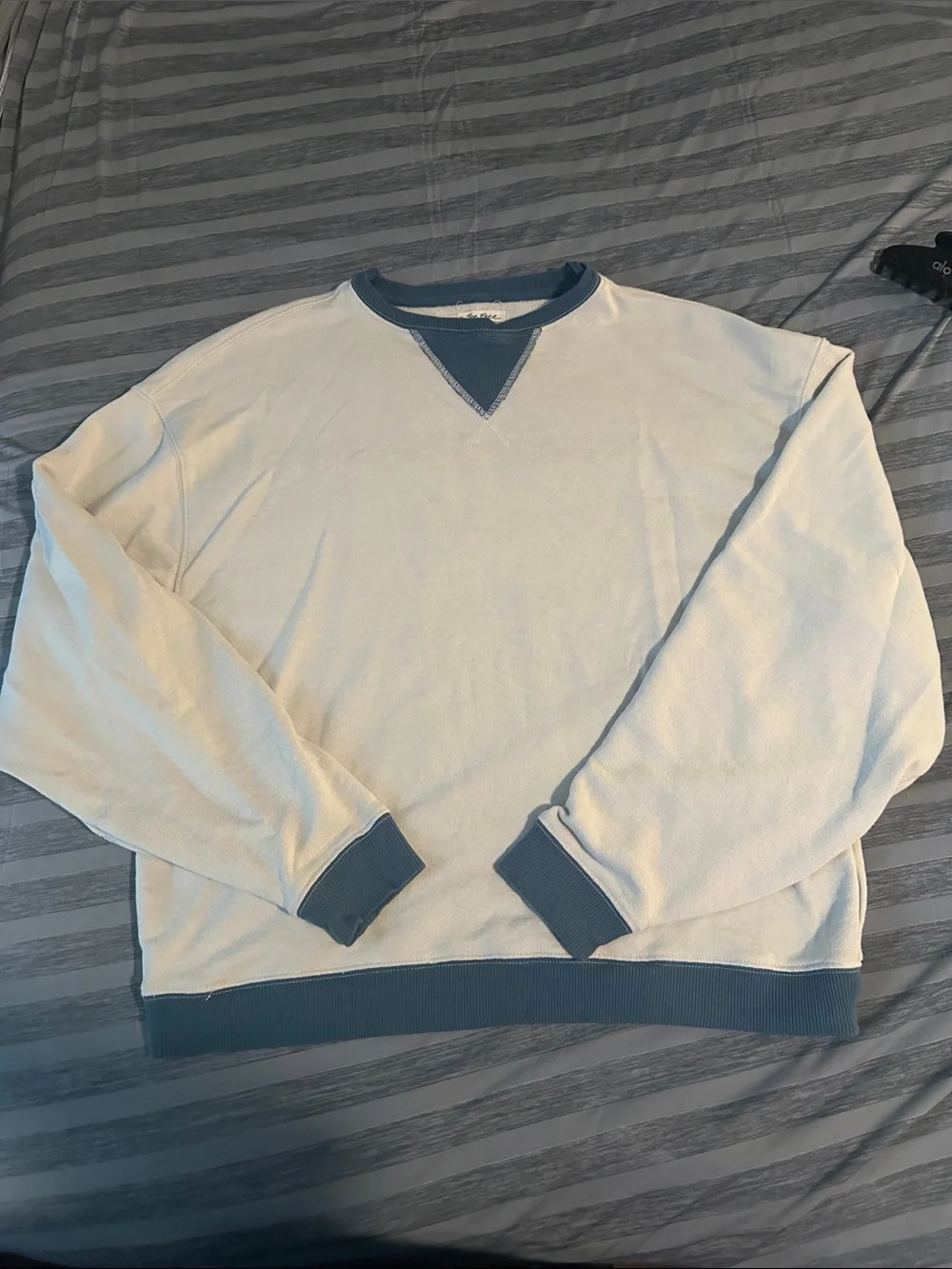 Women’s Free People We The Free Crewneck Oversized Sweater - Ivory Blue Trim XS
